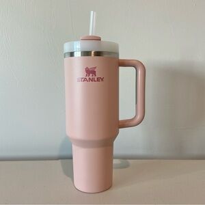 Stanley 40oz Quencher Tumbler